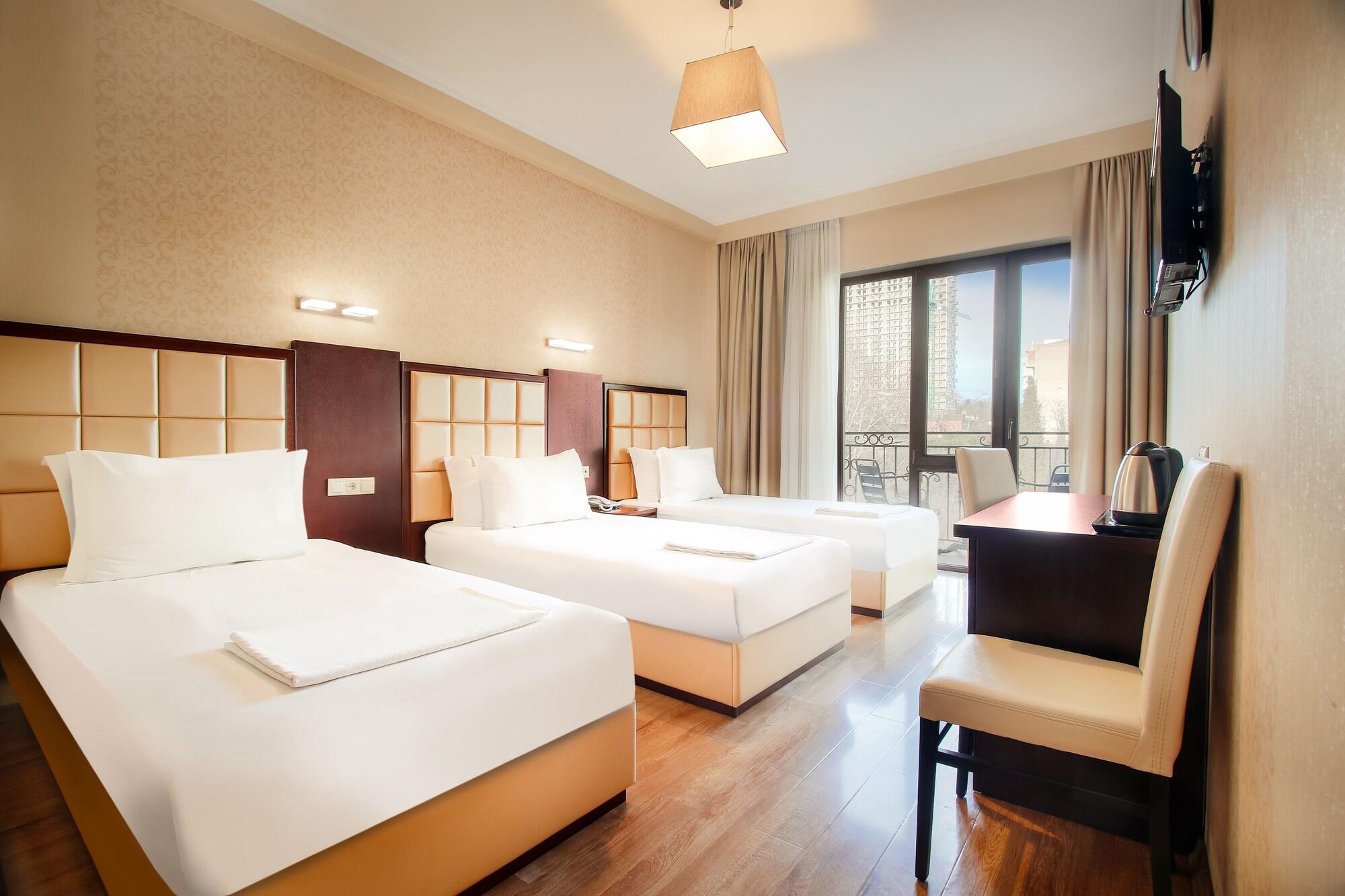 Gtm Plaza Hotel Tbilisi Ngoại thất bức ảnh