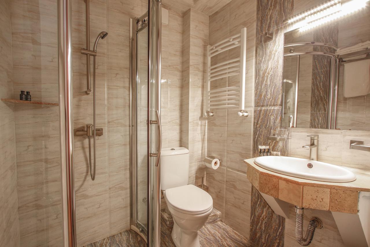 Gtm Plaza Hotel Tbilisi Ngoại thất bức ảnh