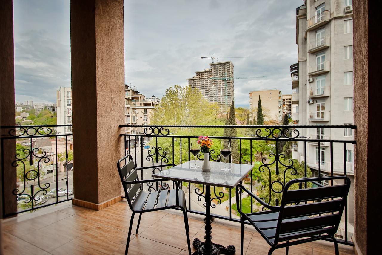 Gtm Plaza Hotel Tbilisi Ngoại thất bức ảnh