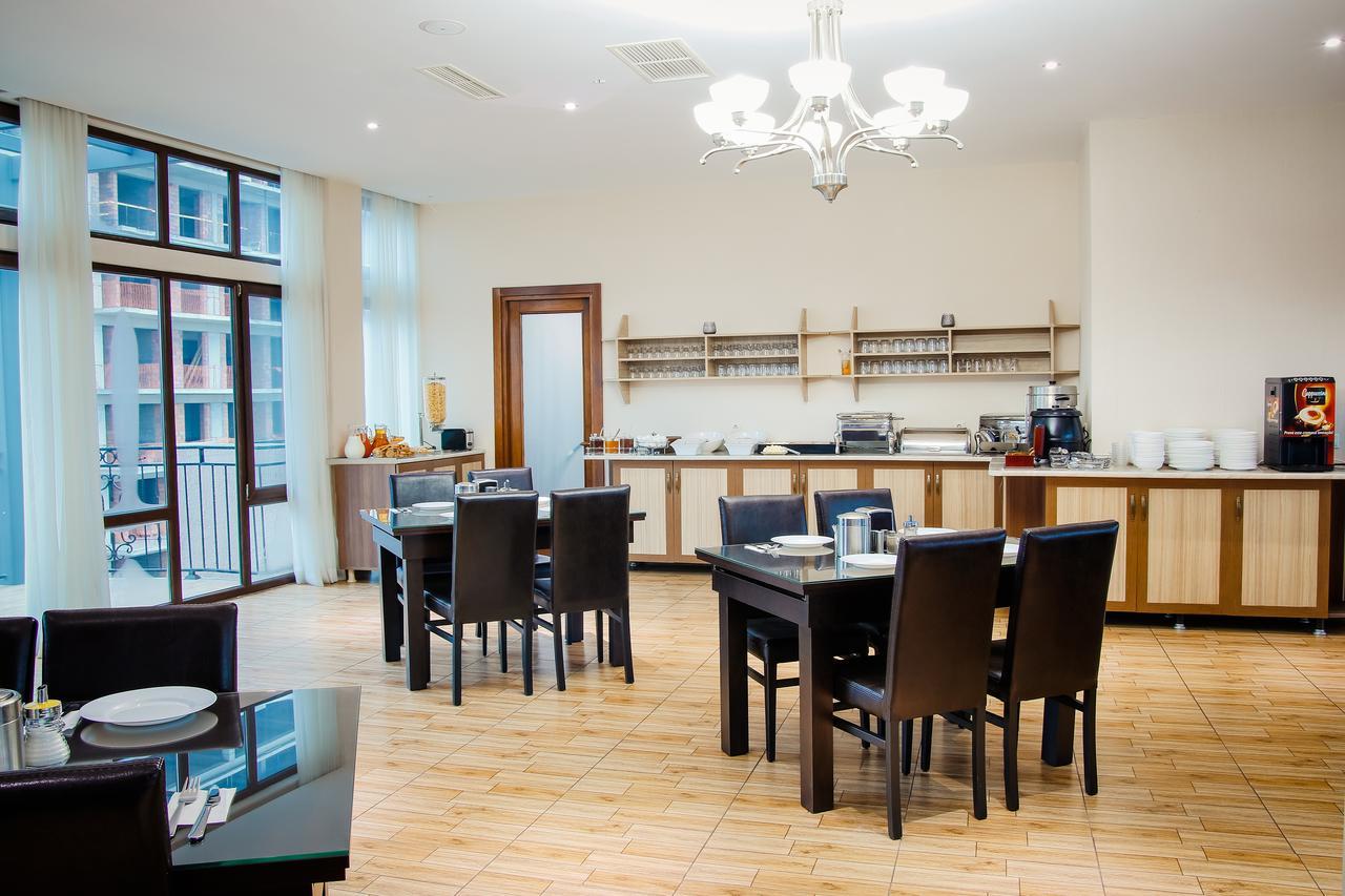 Gtm Plaza Hotel Tbilisi Ngoại thất bức ảnh