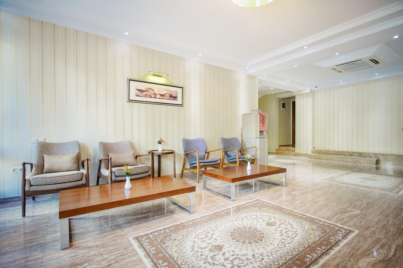Gtm Plaza Hotel Tbilisi Ngoại thất bức ảnh