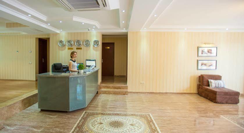 Gtm Plaza Hotel Tbilisi Ngoại thất bức ảnh